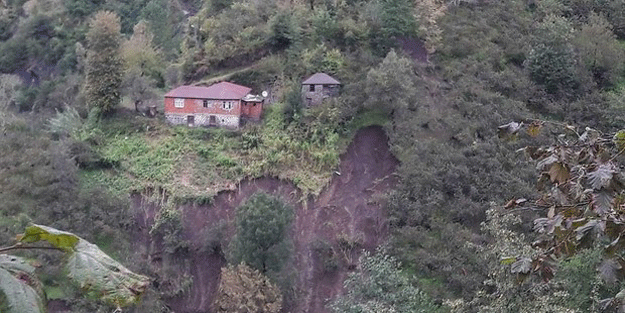 Başkandan sert tepki: Teleferik bir yerlerine mi batmış