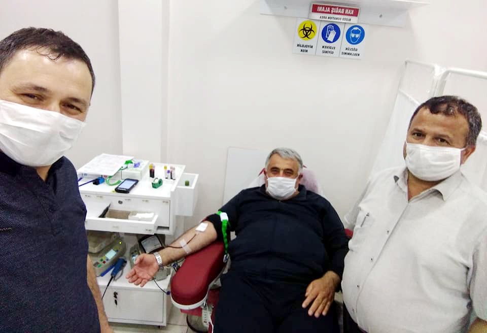 Başkanı Gür, kan bağışı çağrısında bulundu 