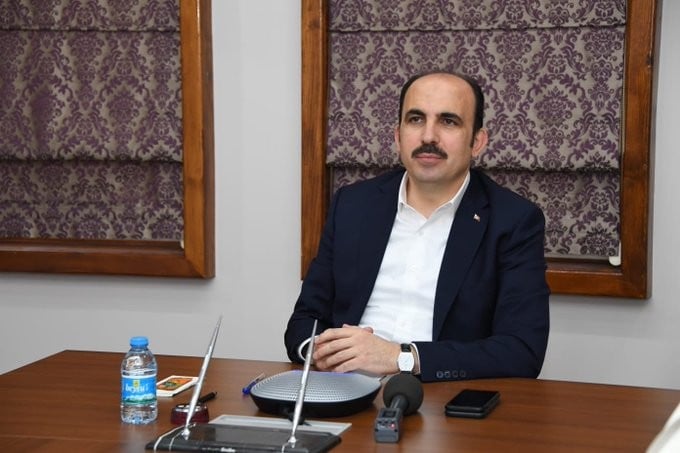 Başkanlar canlı yayında Konyalılarla bayramlaştı 