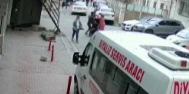 Başkasının eşini takip etti! Tekme tokat dayak yedi