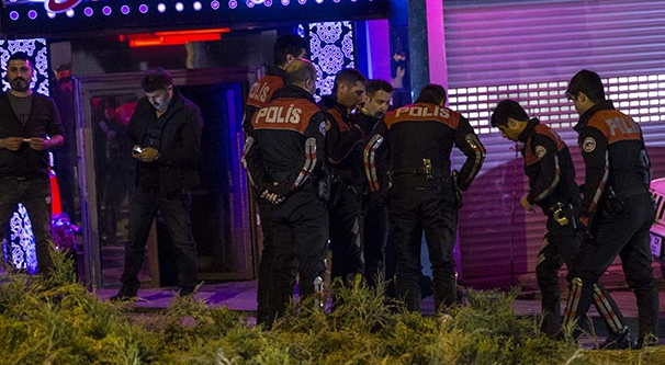 Başkent’te gece kulübüne kalaşnikoflu saldırı
