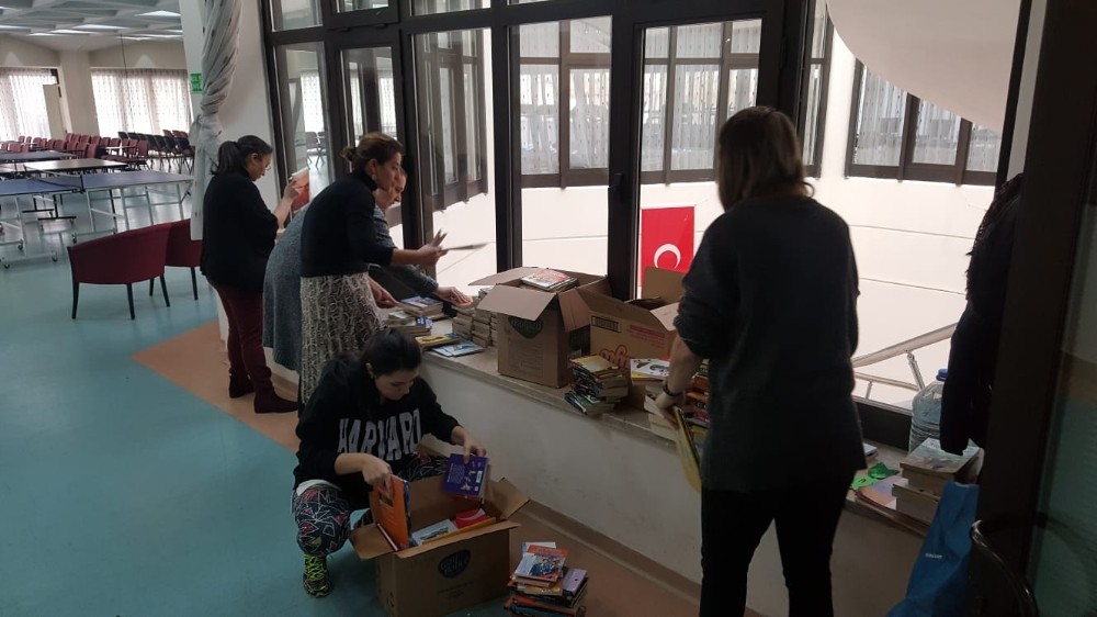 Başkentli kadınlardan sosyal yardım atağı 