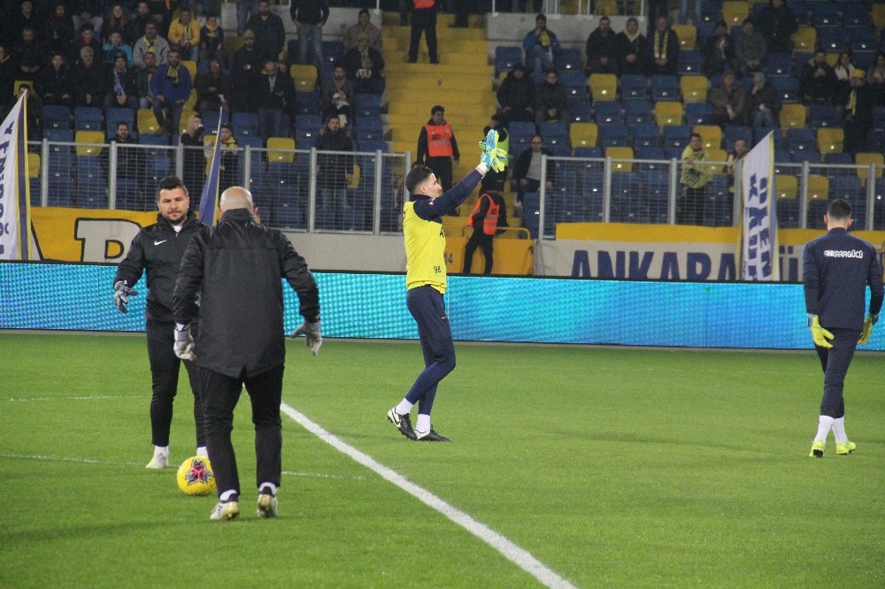 Başkentte Altay Bayındır’a sıcak karşılama 