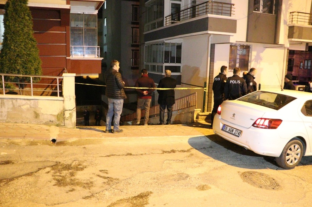 Başkent’te binanın garajında patlama: 4 yaralı 