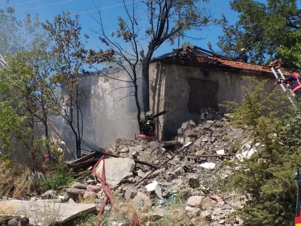 Başkentte gecekondu yangını 