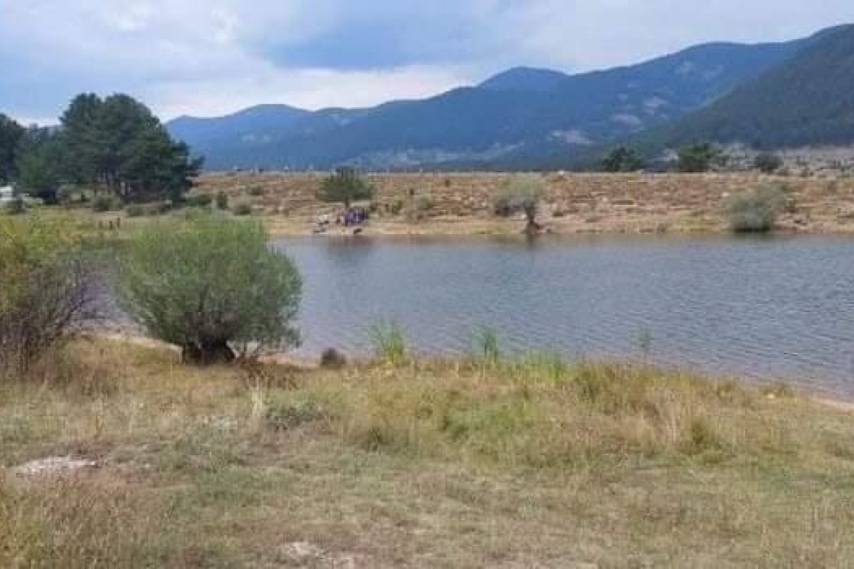 Başkent'te gölette erkek cesedi bulundu