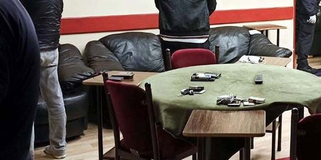 Başkent'te kumarcılara baskın! 8 kişiye ceza yağdı
