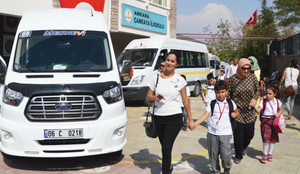 Başkentte okul servislerine zam geldi