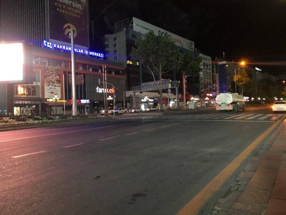 Başkent’te sokağa çıkma ve seyahat kısıtlaması sona erdi 