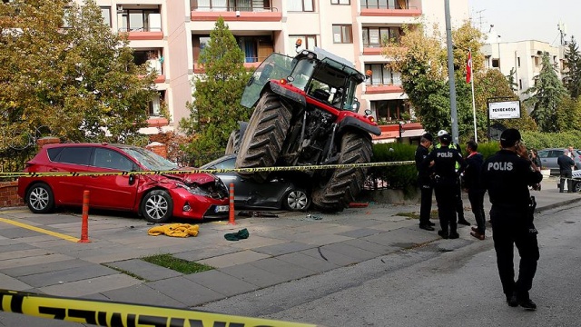 Başkentte traktörle araçlara çarpan kişi cezaevine gönderildi