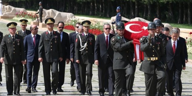 'Başkomutan Erdoğan' 30 Ağustos'ta