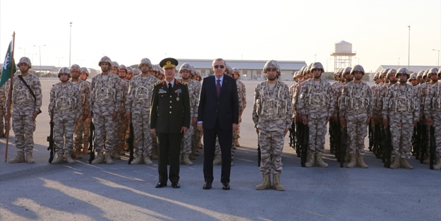 Başkomutan Katar'da