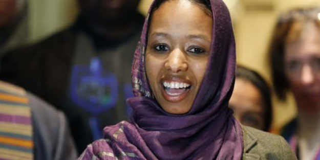 Başörtülü destek ABD’li Profesörü işinden etti