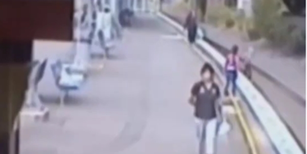 Başörtülü kadın Avustralya'da kahraman oldu