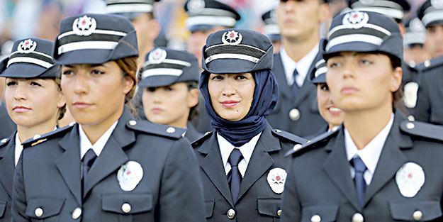 Adaletle hükmetmeyenler, zelil olmaya mahkûmdurlar