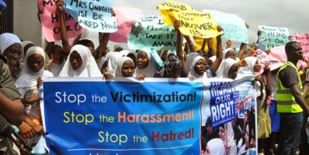 Başörtüsü yasağıyla çıkan olaylarda kapatılan okul açılıyor