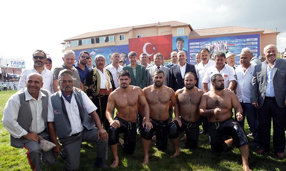 Başpehlivanlar ermeydanına çıkıyor