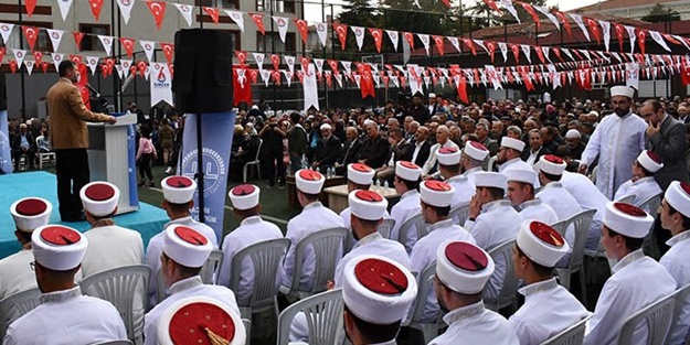 Başsavcı vekili Demir hafızlık icazet törenine katıldı! 28 Şubat artıkları ayağa kalktı