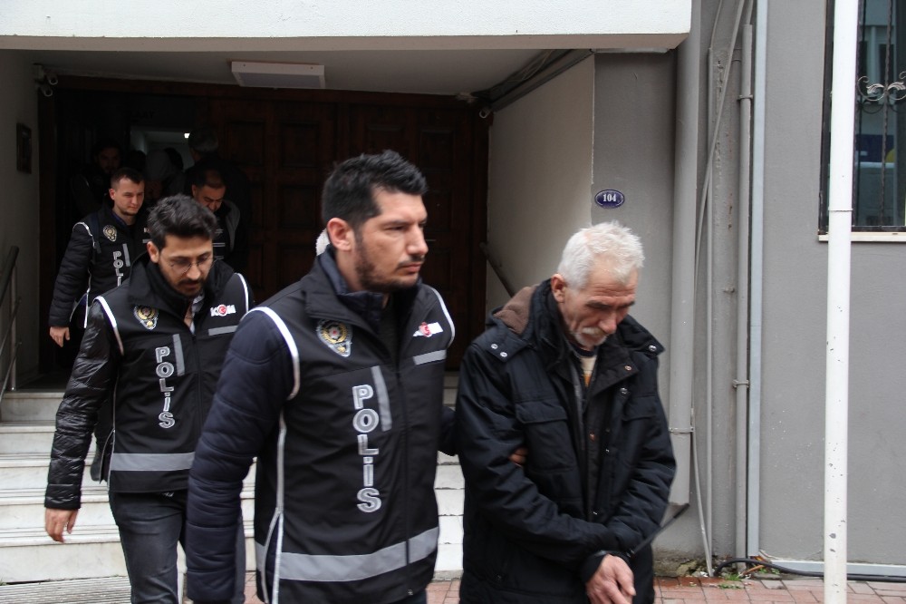 Bastıkları sahte Euro’ları kumarhanelerde piyasaya süreceklerdi 