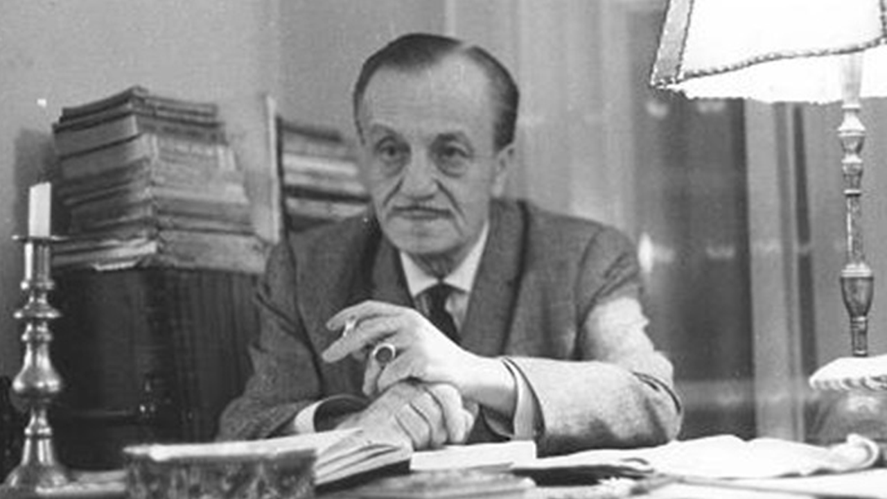 Başyücelik Emirleri: Ecnebi Mütehassıs