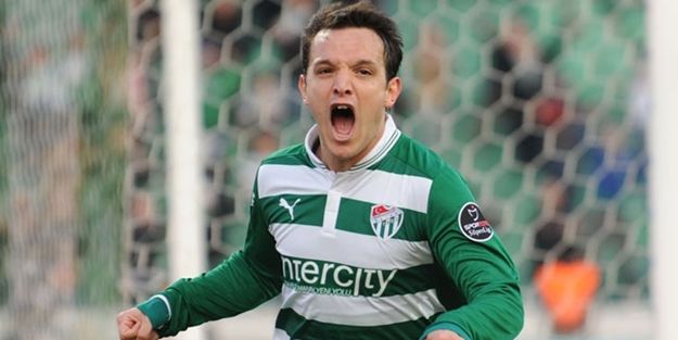 Batalla köprüleri attı!