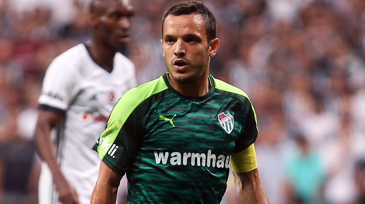 Batalla'nın 34 yaşında olduğuna kim inanır!