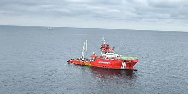 Batan kargo gemi ile ilgili flaş açıklamalar! Ekipler tarafından ölü insan bedeni bulundu!