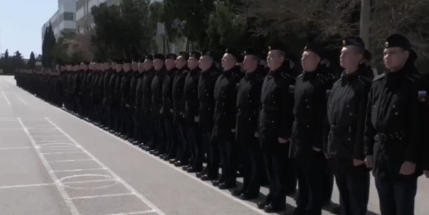 Batan Rus amiral gemisinin personelleri bunlar! Rusya görüntüleri paylaştı