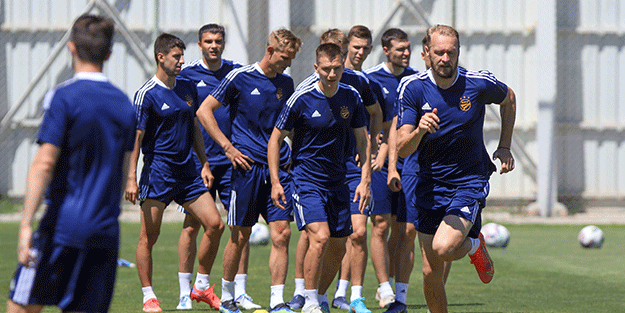 BATE Borisov, Konyaspor maçı öncesi son çalışmasını yaptı