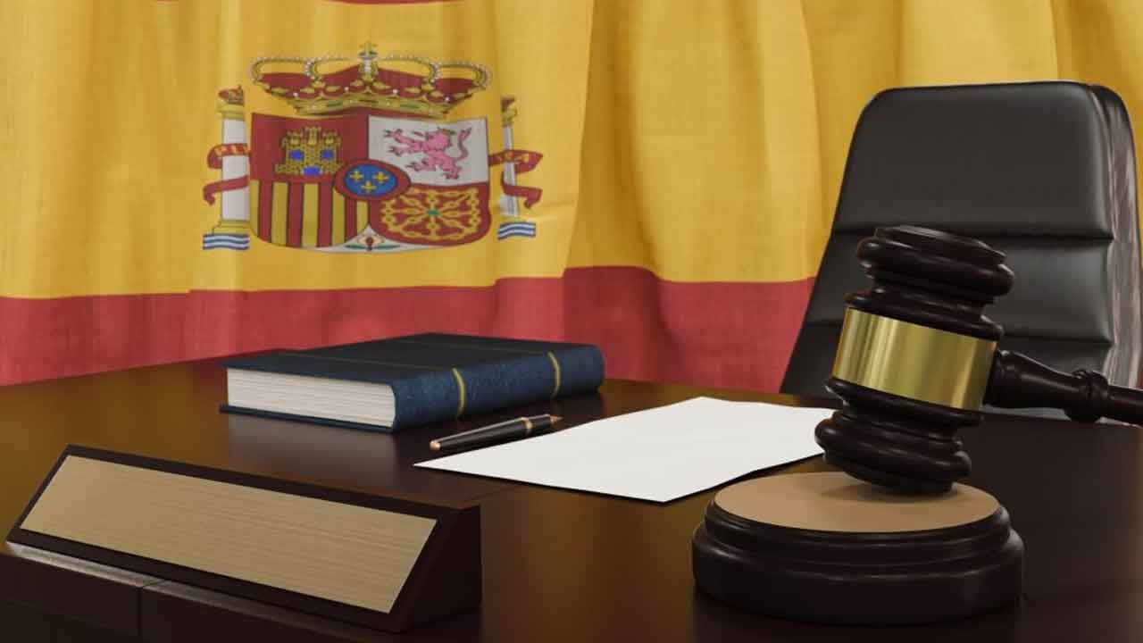 Batı mahkemelerinde bir ilk! Gazze soykırımından sağ kurtulan doktor İspanya’da ifade verdi