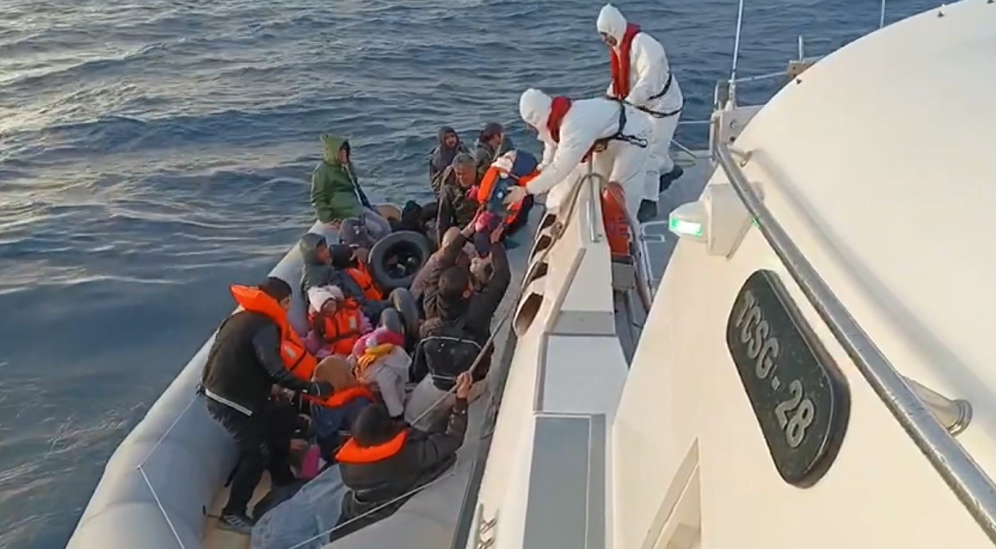 Batı mezalimi! Bir Türkiye’ye bakın bir de Yunanistan’a