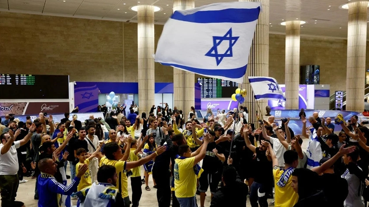 Batı, şımartıp dünyanın başına bela etti Kudurmuş Siyonistler her yerde aynı