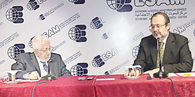 Batı Müslümanları asimile ediyor