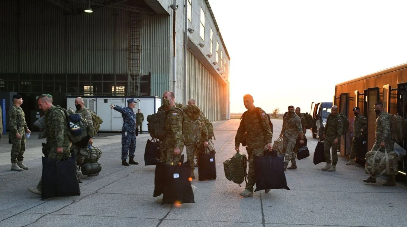 Batı’nın kirli savaşına o ülkeden ‘DUR sinyali! Askerlerini geri çekti