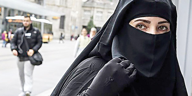 Batı’nın özgürlüğü örtüye kadar