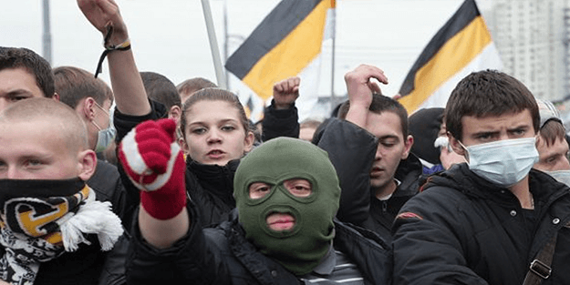 Batı’nın Rusya’ya yaptırımları Rus milliyetçiliğini yükseltiyor