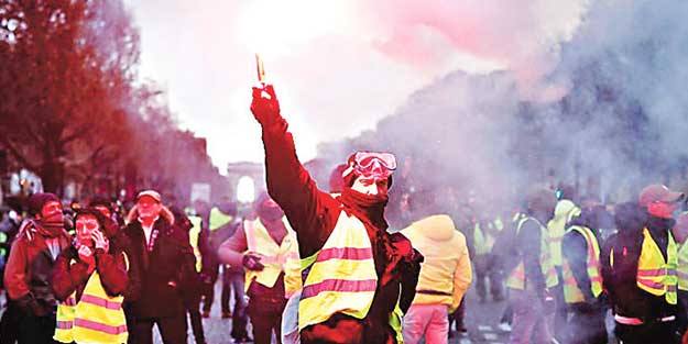 Batı’yı, beslediği teröristler vuruyor