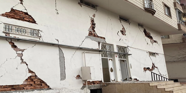 Batman Valisi Canalp: 111 binayla ilgili hasar tespit talebi var