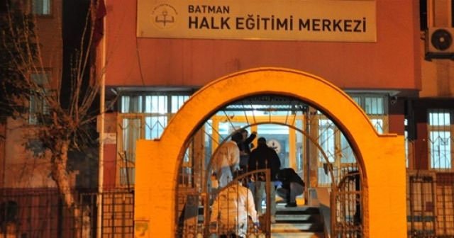 Batman'da Halk Eğitim Merkezi'ne bombalı saldırı