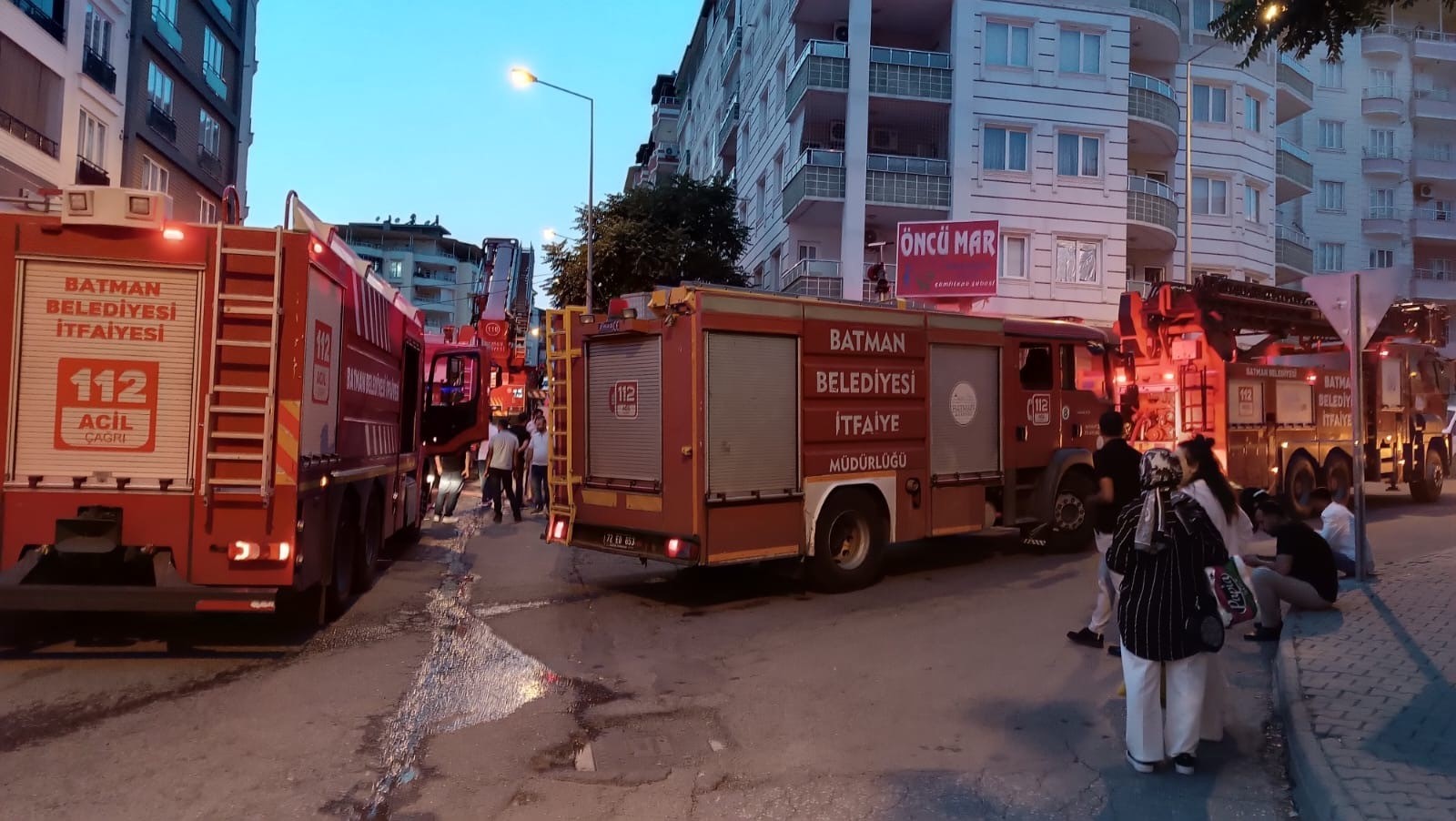 Batman’da market yangını paniğe neden oldu: 5 kişi kurtarıldı