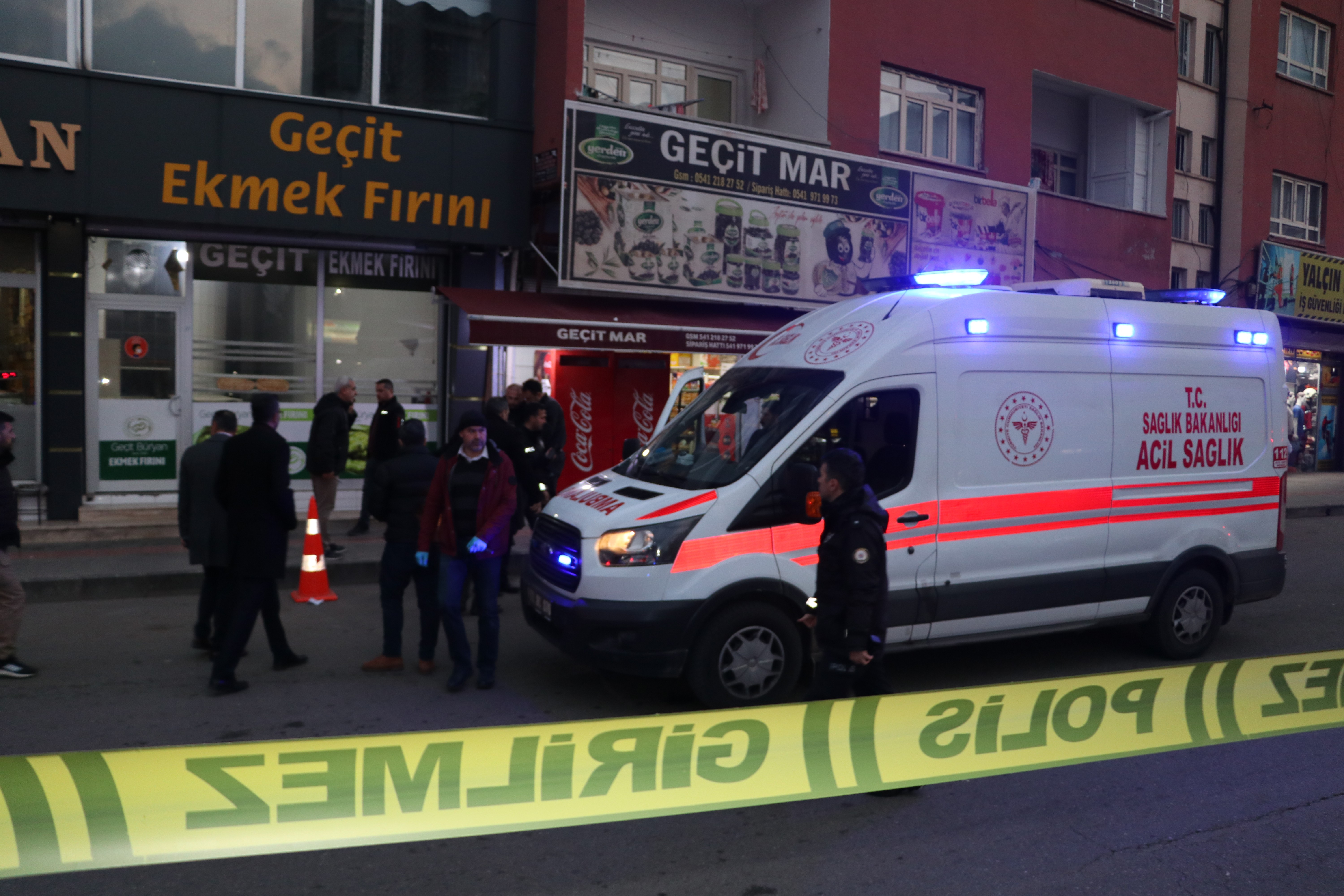 Batman'da silahlı saldırıya uğrayan 1 kişi öldü, 1 kişi yaralandı