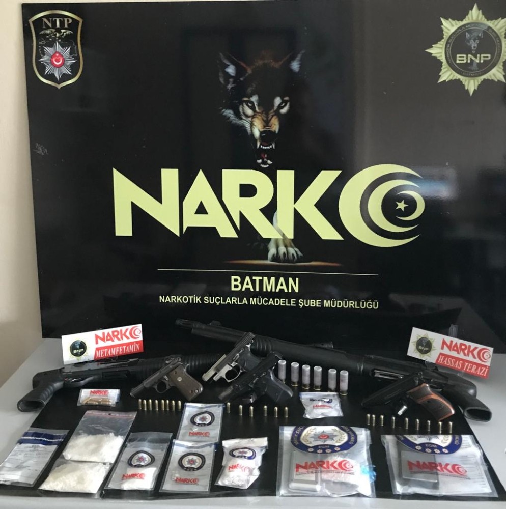 Batman’da zehir tacirlerine operasyon: 54 gözaltı 