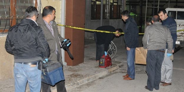 Batman’da öğrenci yurdu ile noter binasına saldırı