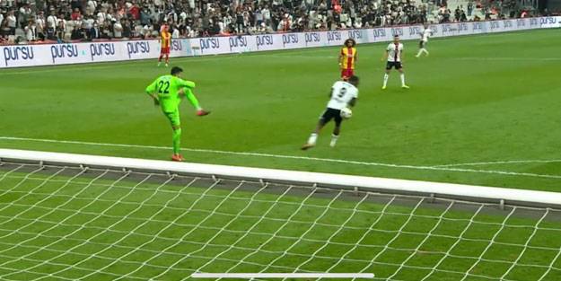 Batshuayi sözünün eri çıktı! Poposuyla gol attı