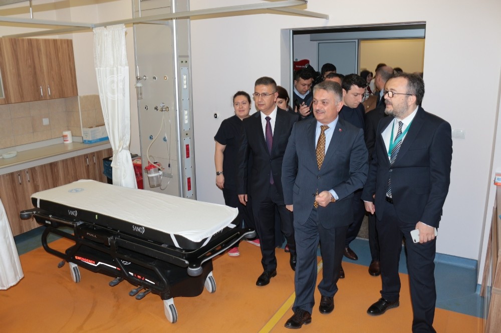 BAÜN Araştırma Hastanesi Acil Servisi açıldı 