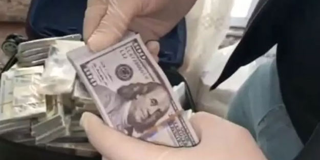 Bavulun içinden deste deste döviz çıktı