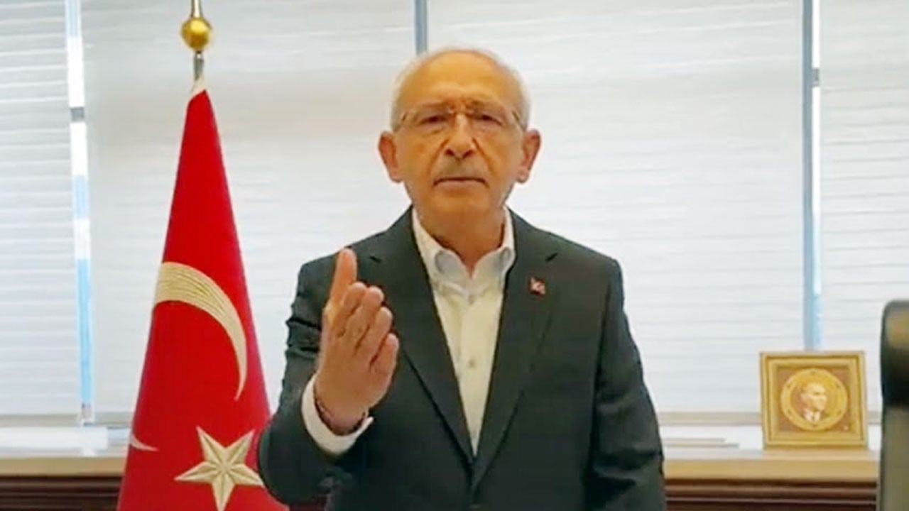 Bay Kemal’den 'Siyaseti bıraktı' iddialarını cevap: Buradayım be buradayım!