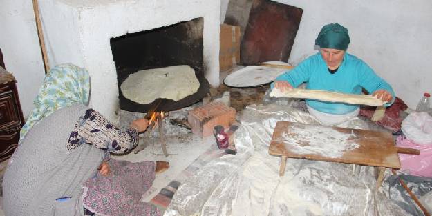 Bayat ilçesinde ekmekler bayatlamıyor