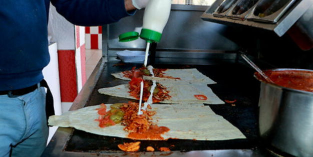 Bayat tavuk dönerde ‘düşük’ tehlikesi!