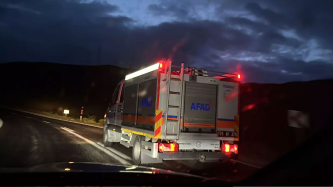 Bayburt Erzurum sınırında uçak kazası! 'Yardım edin ölüyoruz'